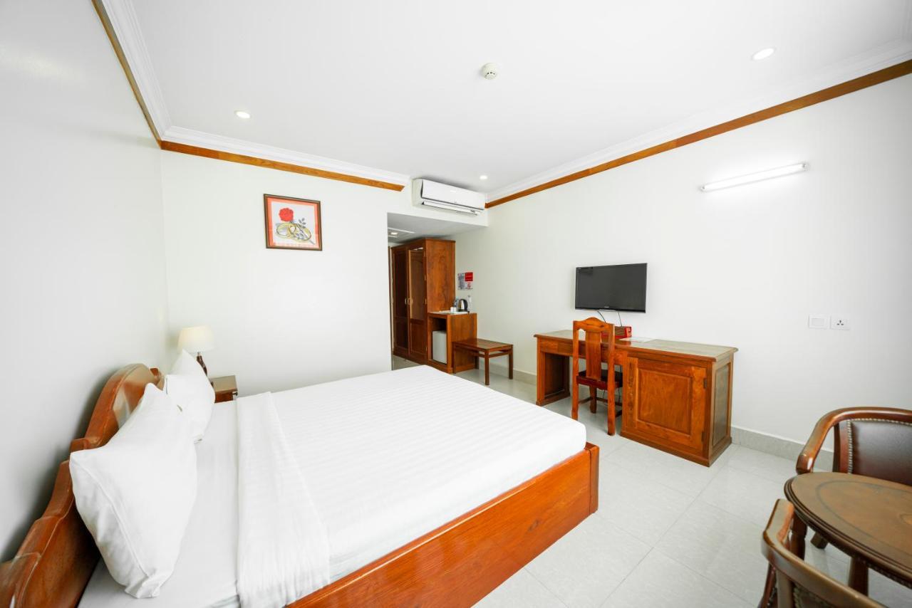 Pursat Riverside Hotel & Spa Екстериор снимка