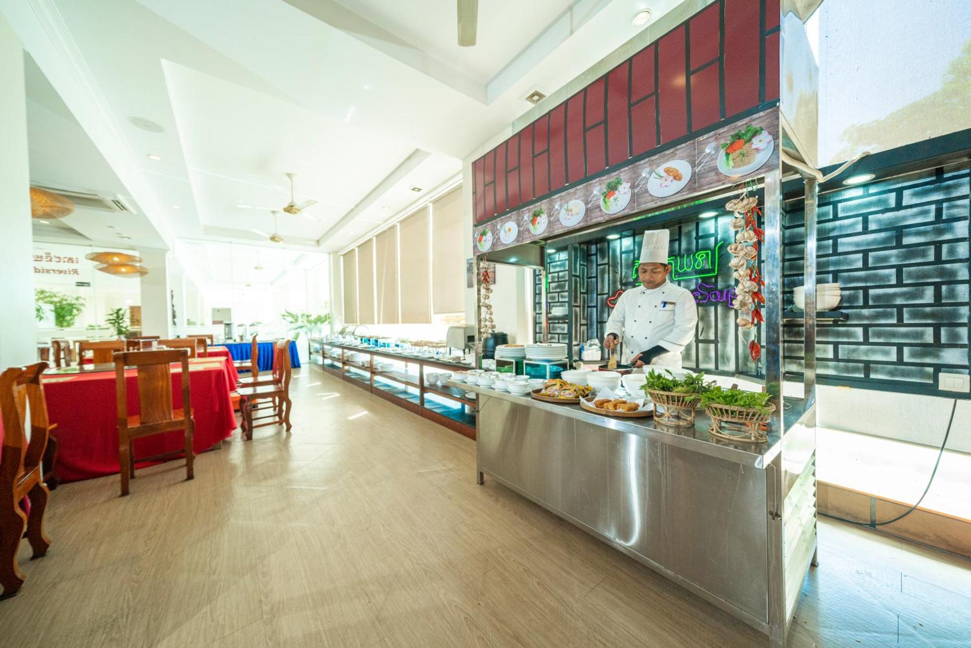 Pursat Riverside Hotel & Spa Екстериор снимка