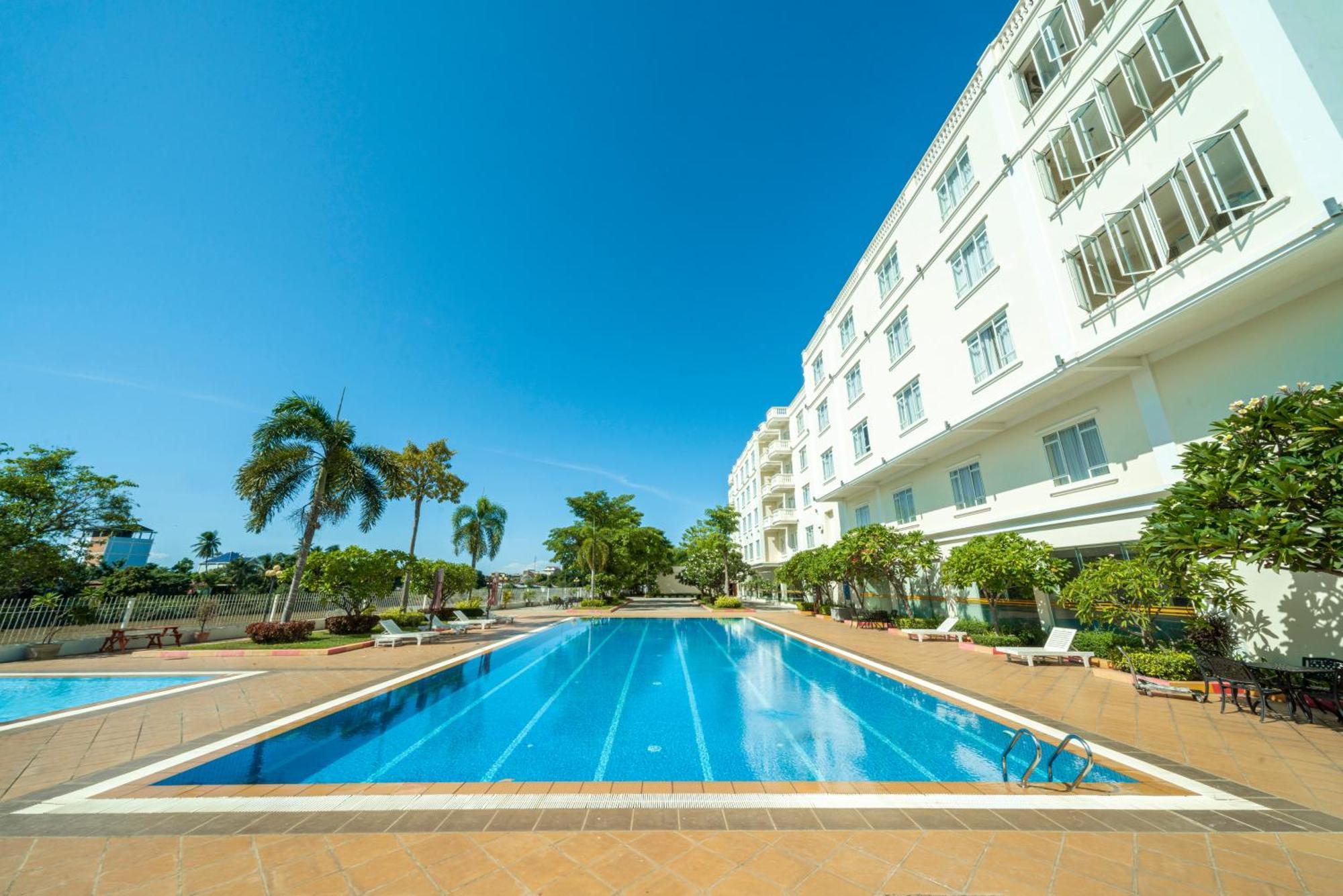 Pursat Riverside Hotel & Spa Екстериор снимка