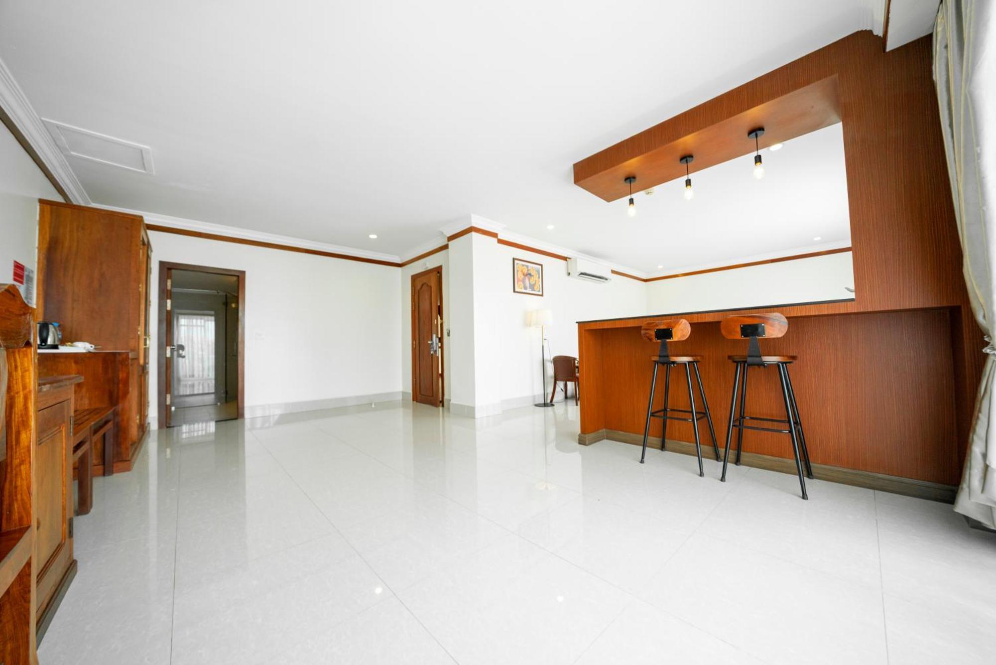 Pursat Riverside Hotel & Spa Екстериор снимка