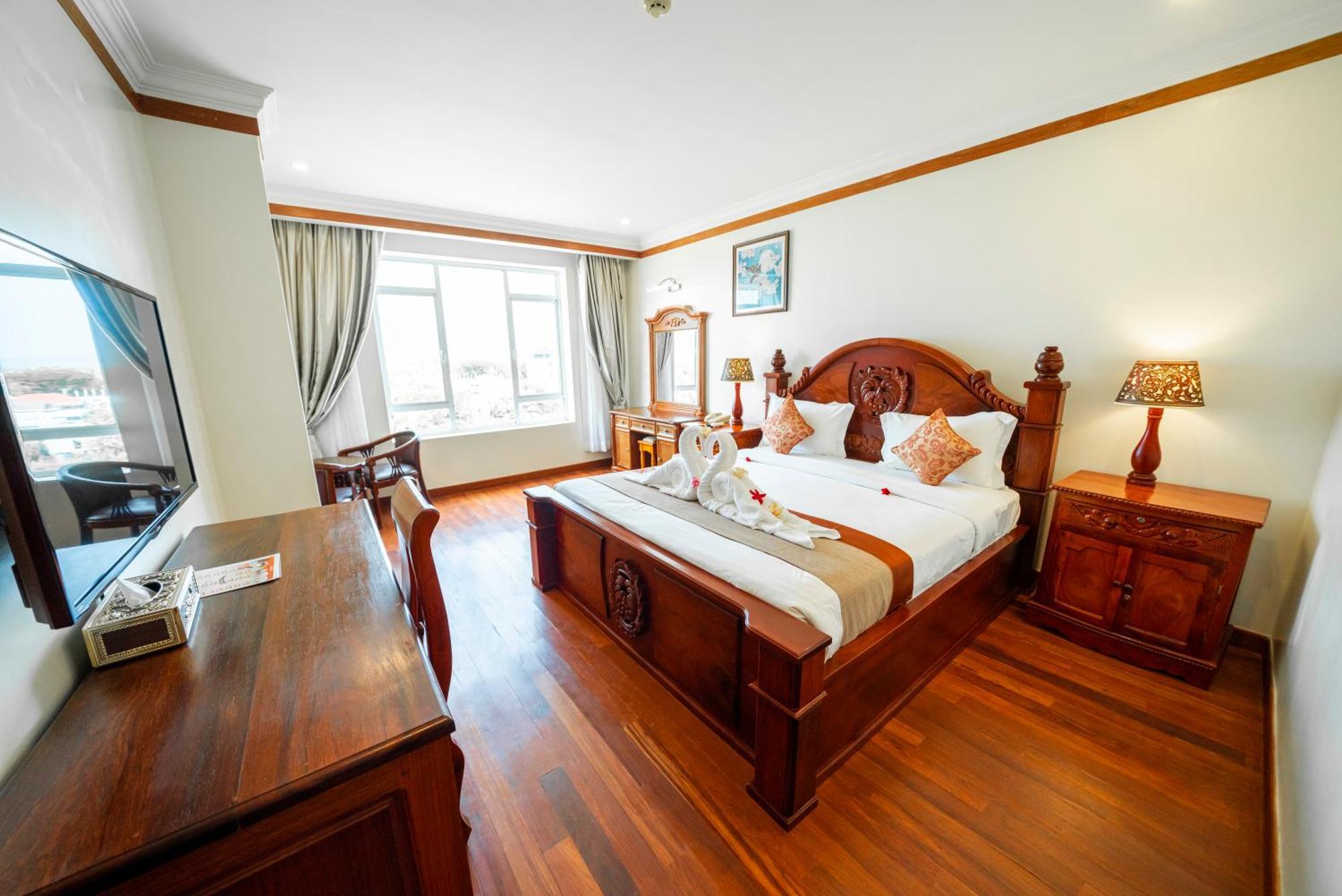 Pursat Riverside Hotel & Spa Екстериор снимка