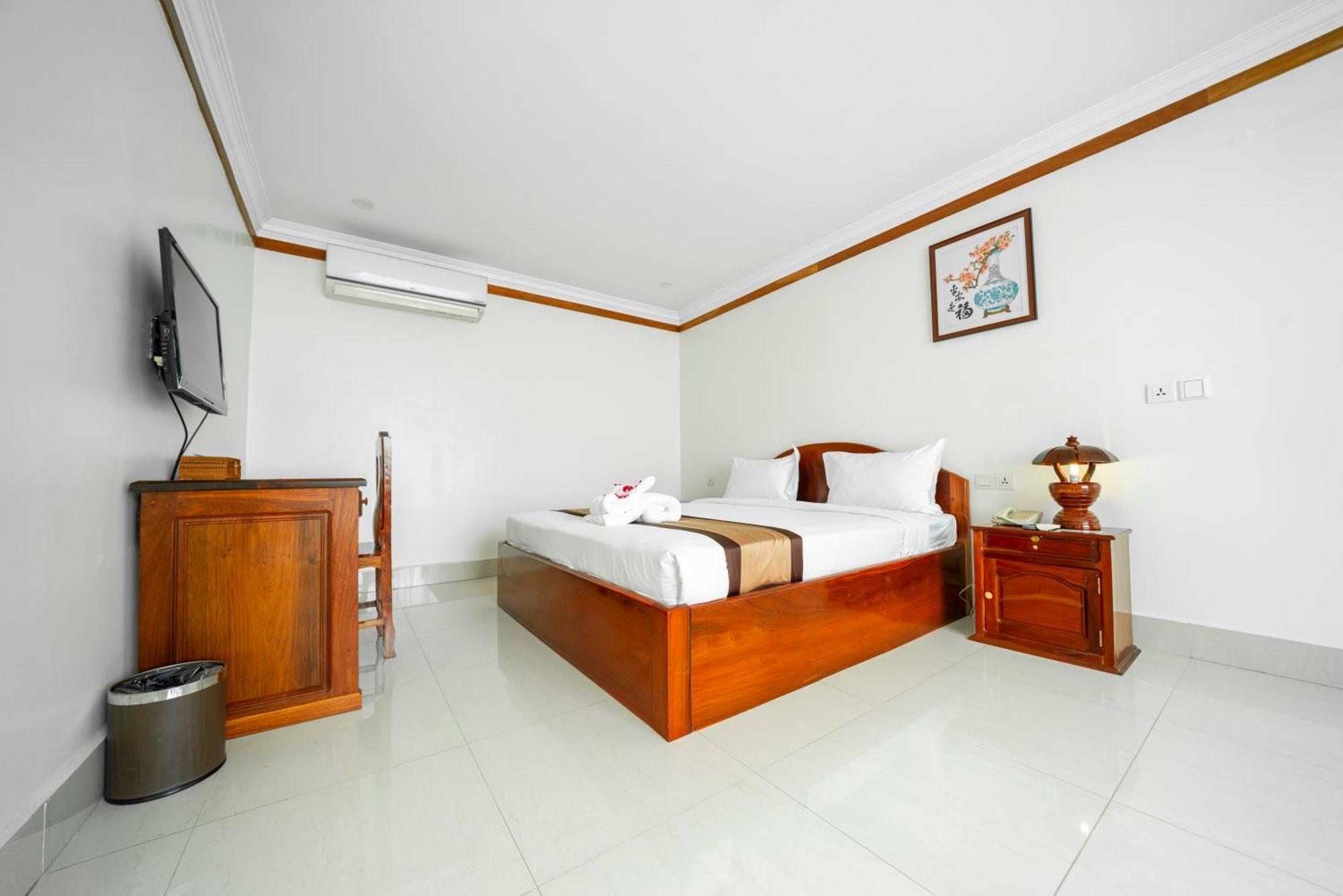 Pursat Riverside Hotel & Spa Екстериор снимка