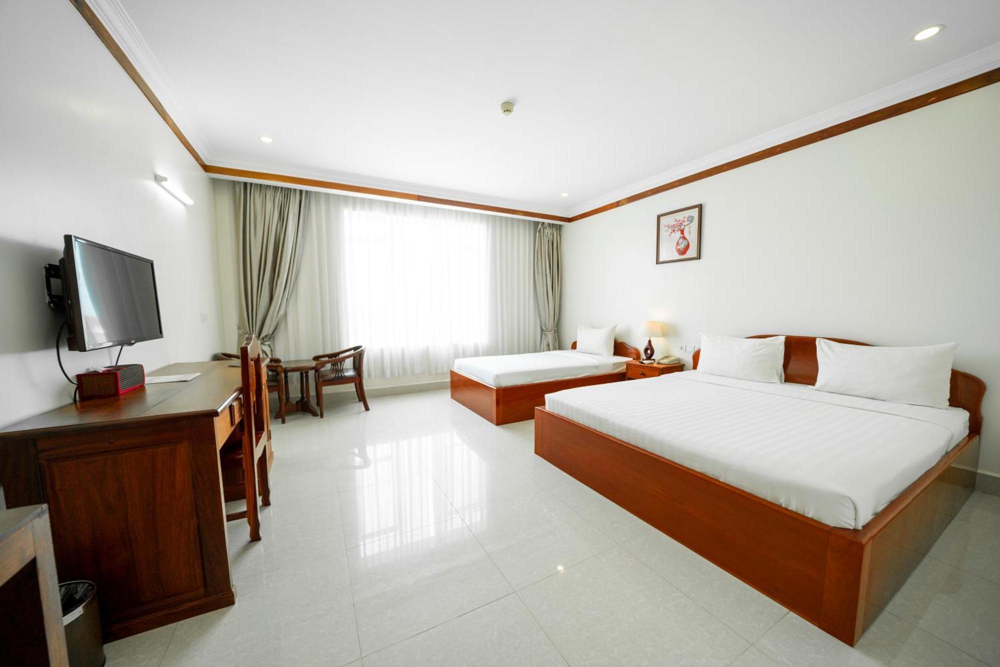 Pursat Riverside Hotel & Spa Екстериор снимка