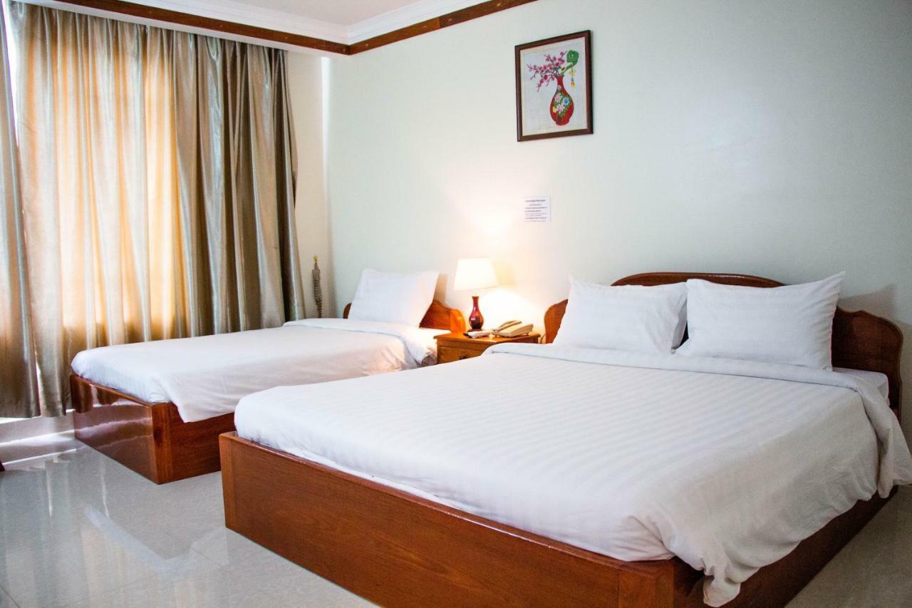Pursat Riverside Hotel & Spa Екстериор снимка