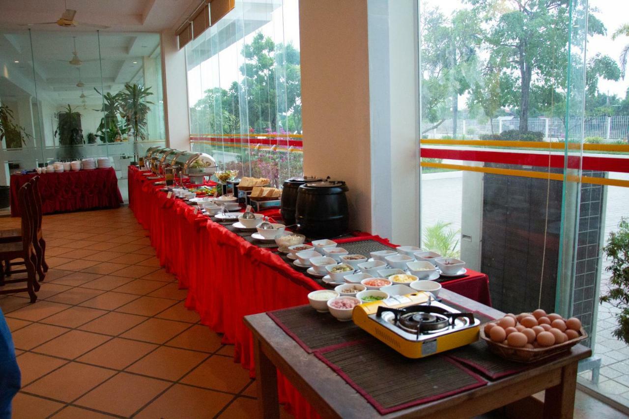 Pursat Riverside Hotel & Spa Екстериор снимка